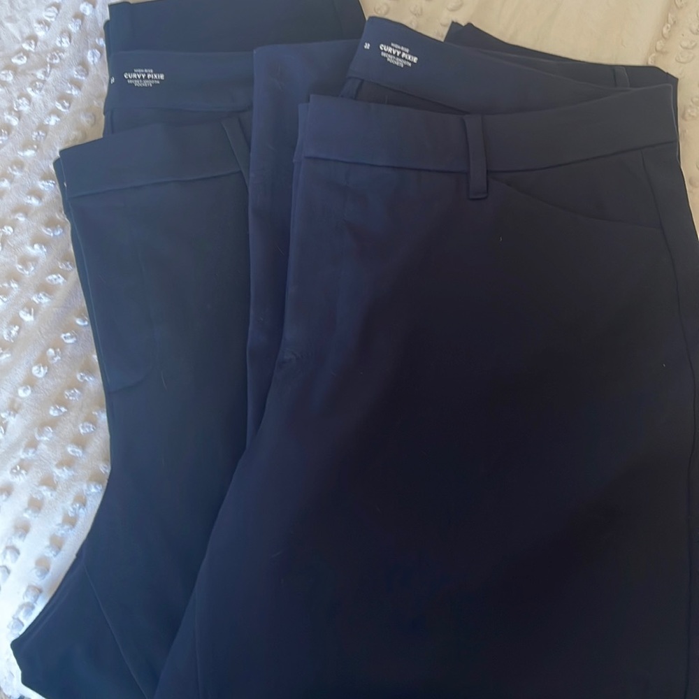 Old Navy Pixie size 22 Two Pairs!
